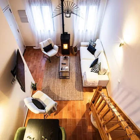 Casa Calma Cerca De La Sierra By Ituero y Lama