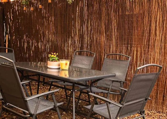 Casa Calma Cerca De La Sierra By * Ituero y Lama